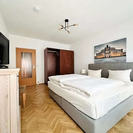 Daire Familienapartment Muenzgasse Mit Blick Zur Frauenkirche *